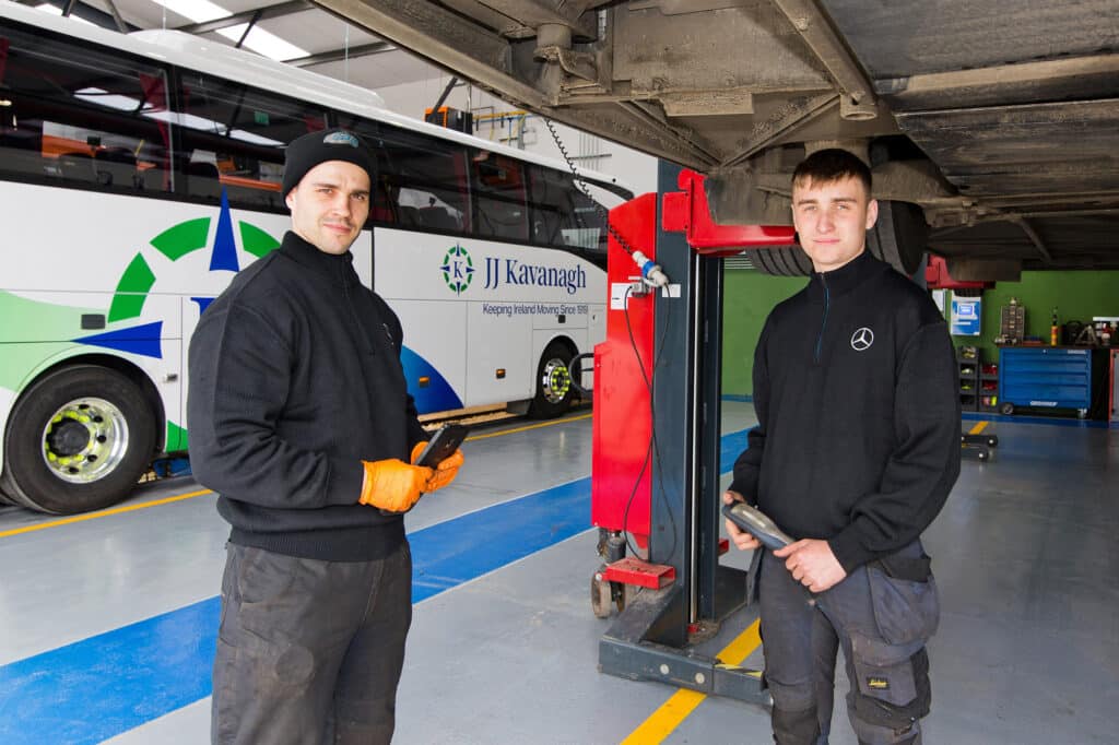 diagsnotic check of iveco coaches at jj kavanagh waterford kilkenny garage